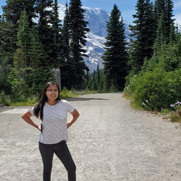 Meet your Posher, Shenaya - Picture 2 of 4